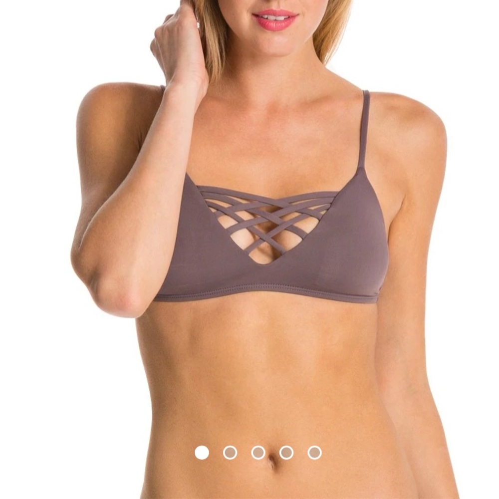 L Space Crisscross Bikini Top